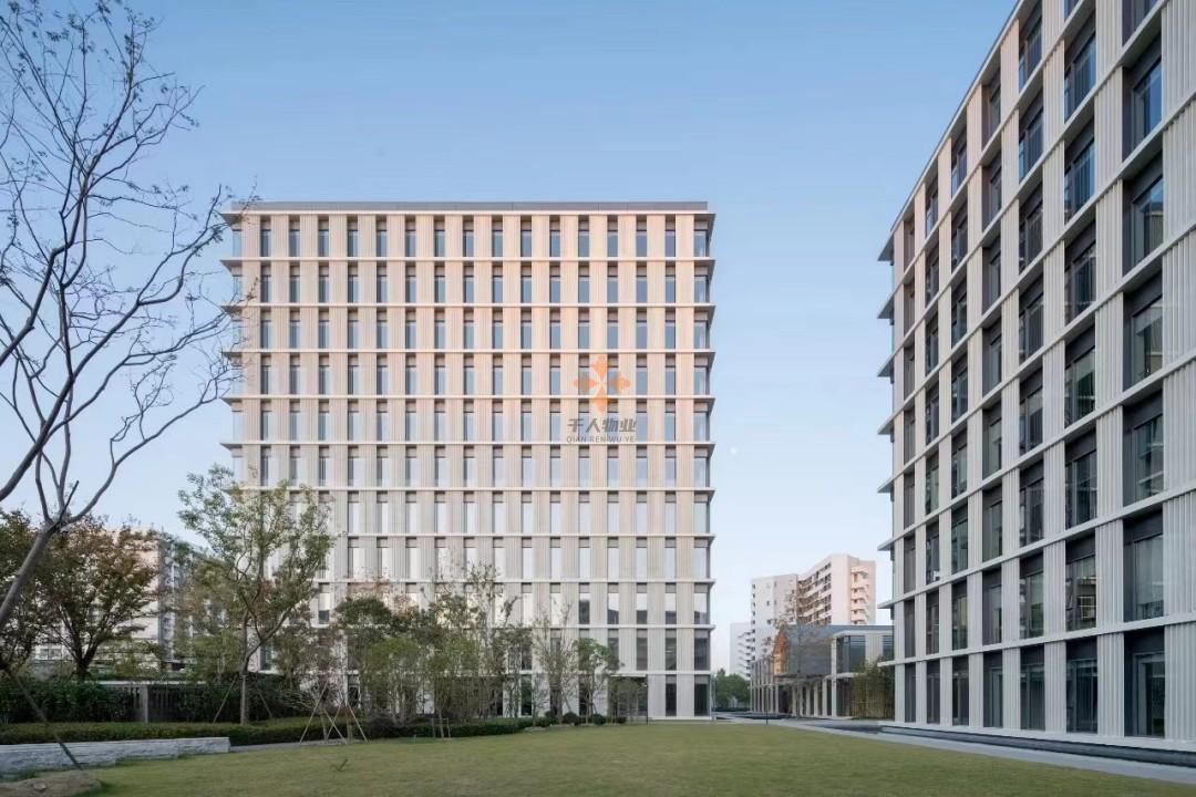 張潤大廈